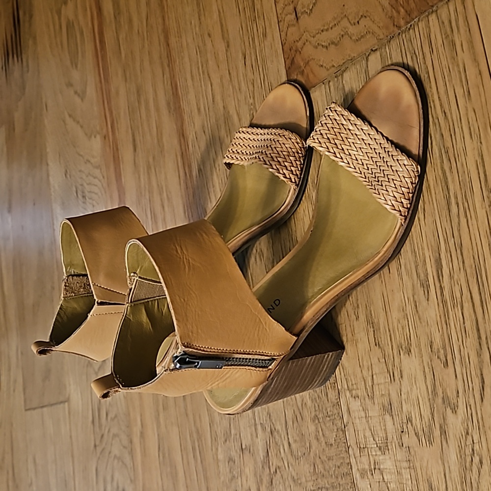 Lucky Brand Kenyyan Block Heels Braided Strap Ankle Cuff Tan Nude 10 Shoe Sandal